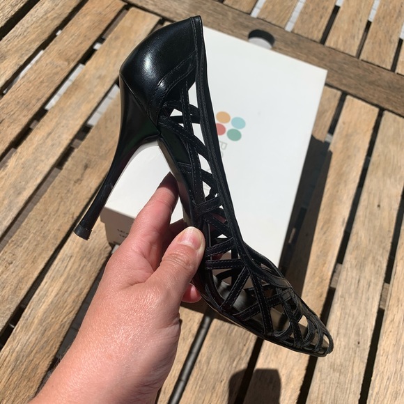 🖤BCBG Girls Black Heels Size 7.5 - Picture 7 of 8